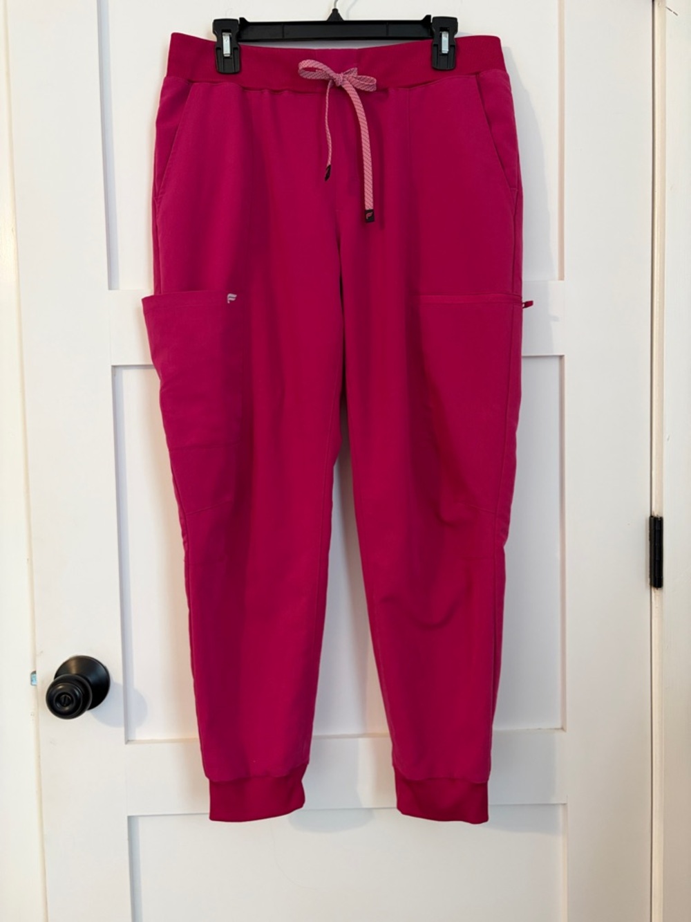 Fabletics On-Call Jogger. Size L-S.